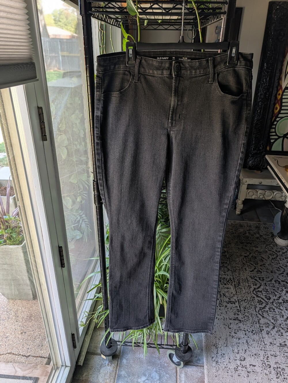 Old Navy Women's Black Mid Rise Kicker Boot Cut Jeans SZ 14 Long